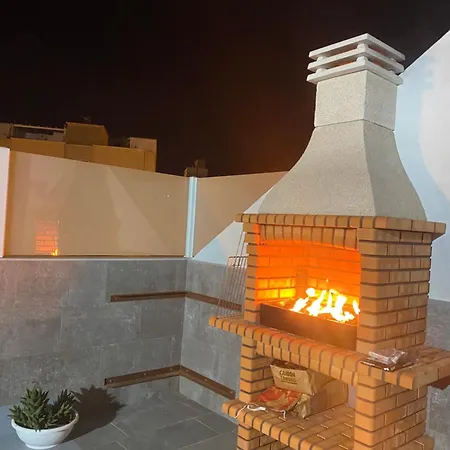 Casa Gynb Holiday home *